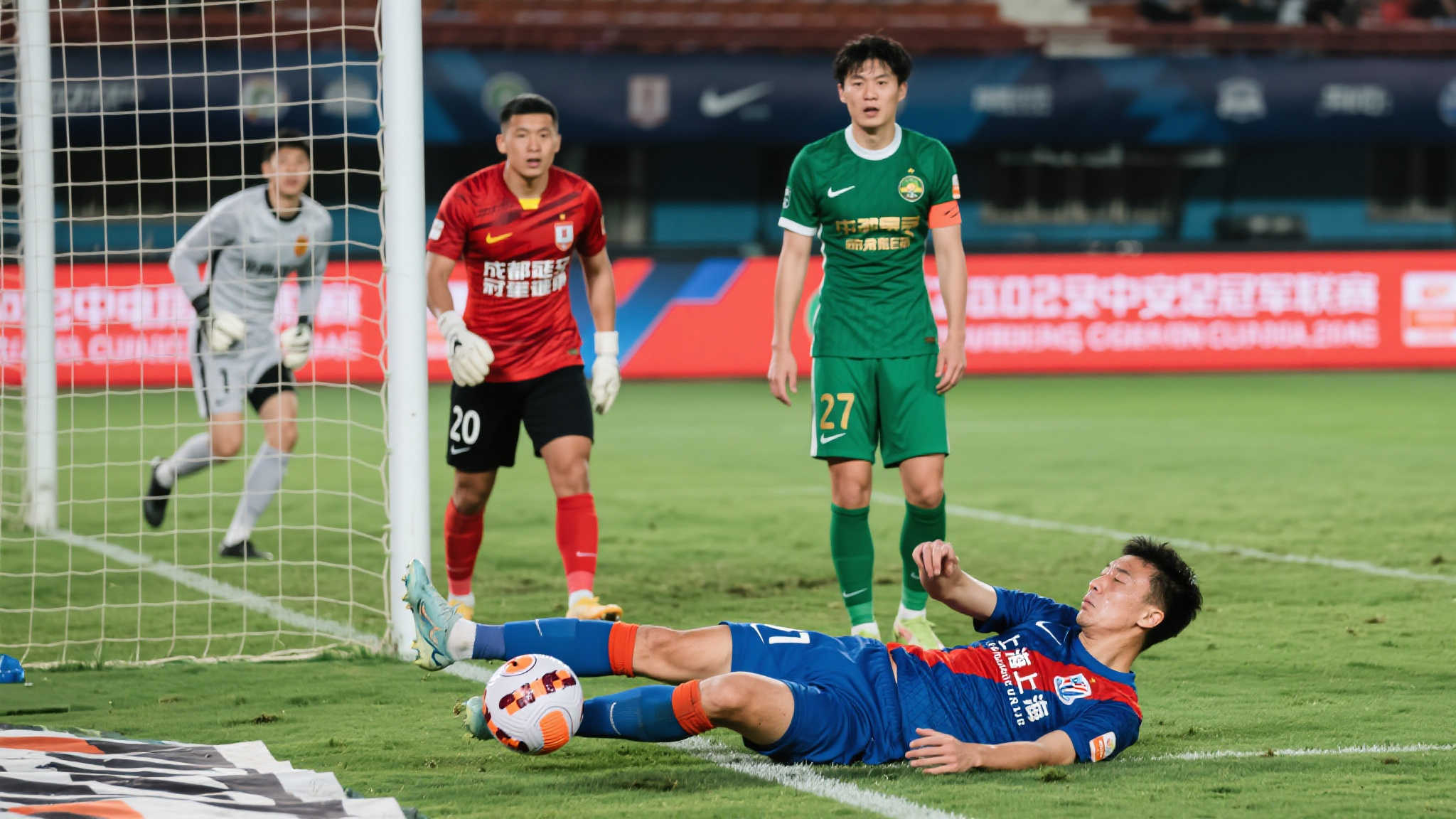 还引发了球 还引发了球