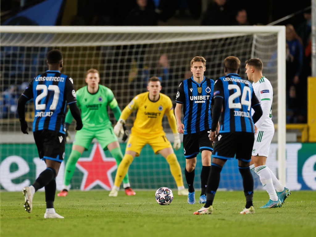 同时为前场 同时为前场